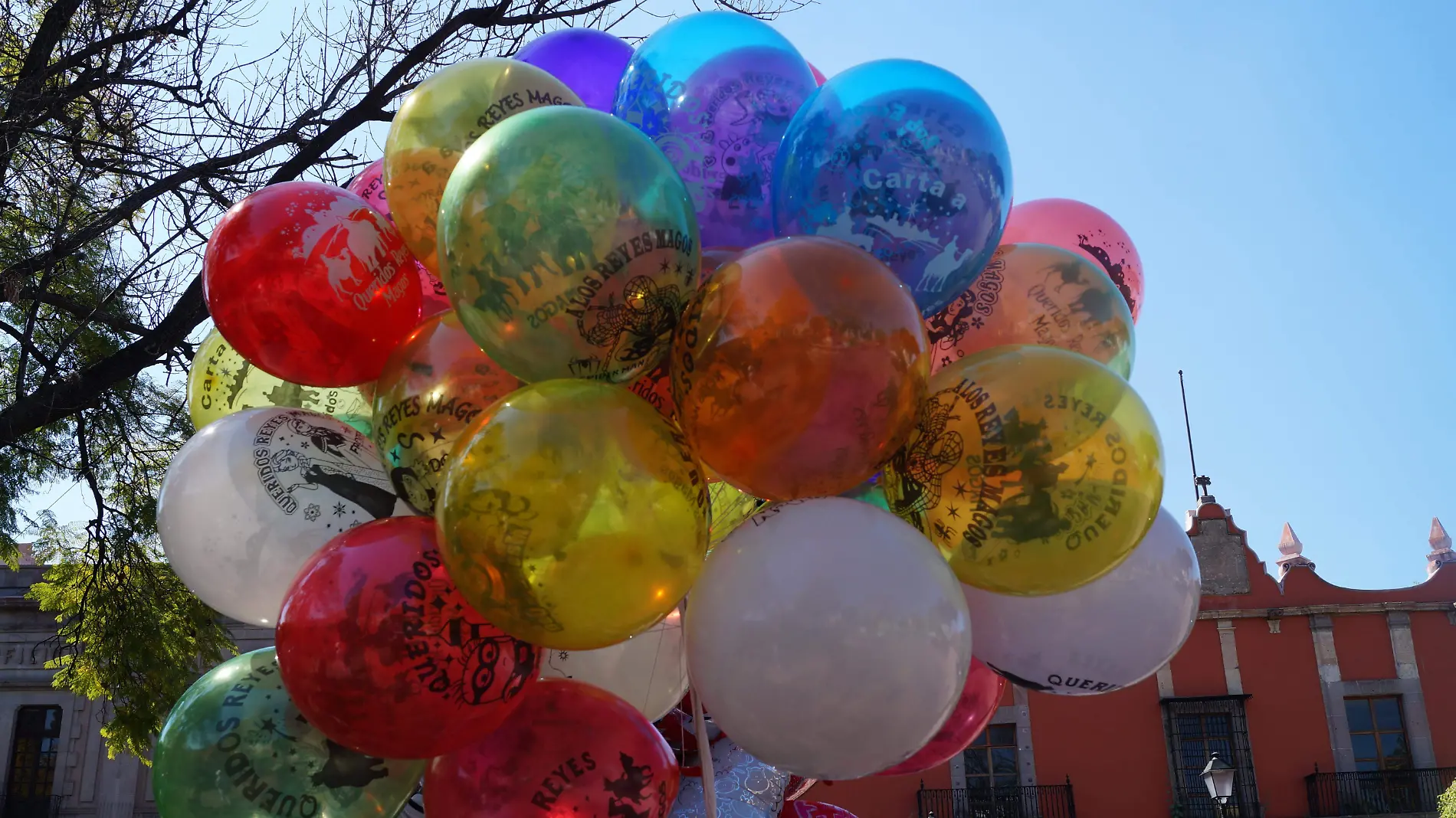 LOS GLOBOS QUE